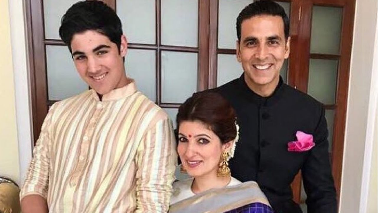 Akshay kumar family photo