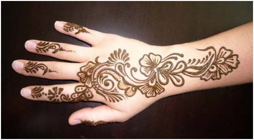 Lovely Simple mehndi design photos