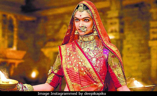 Deepika padukone padmavati costume photos 