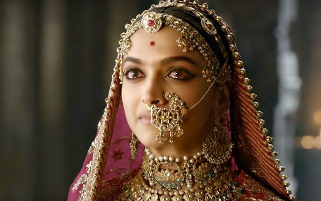 Deepika padukone padmavati costume photos 