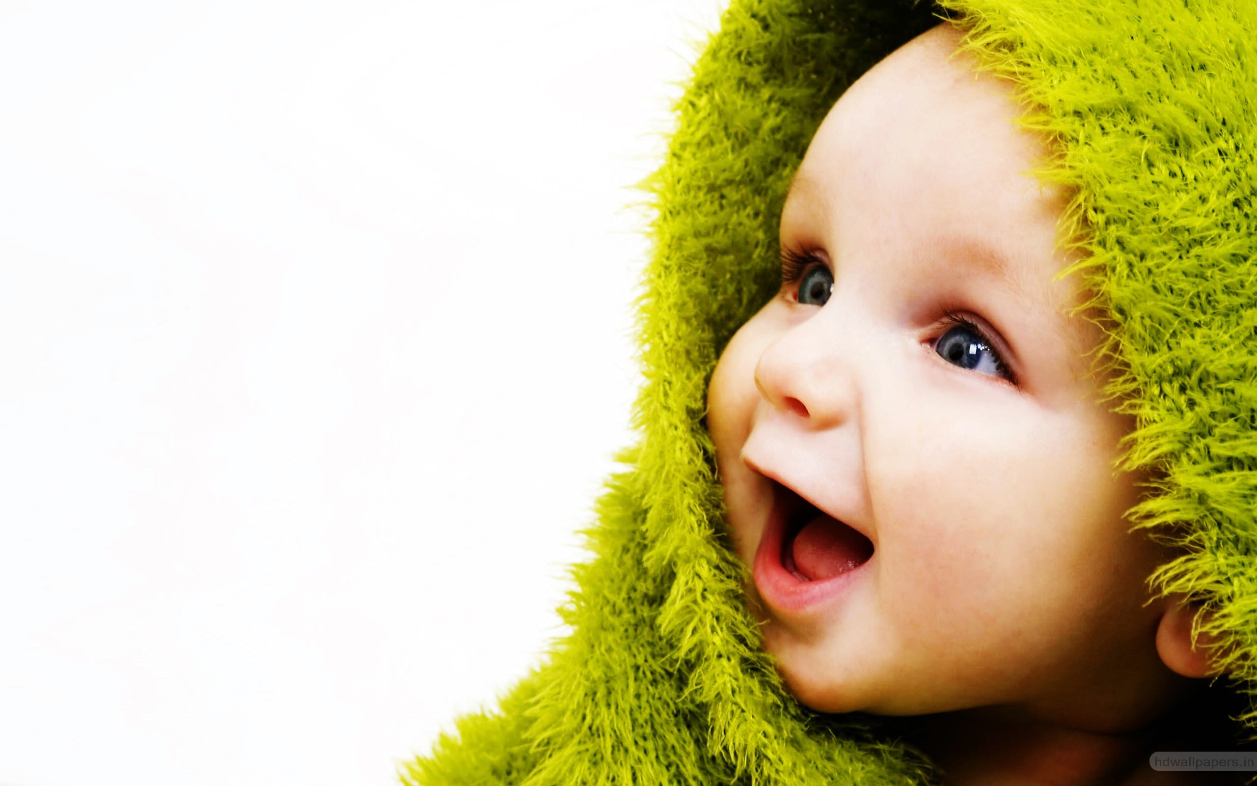 Cute small baby wallpapers lovey